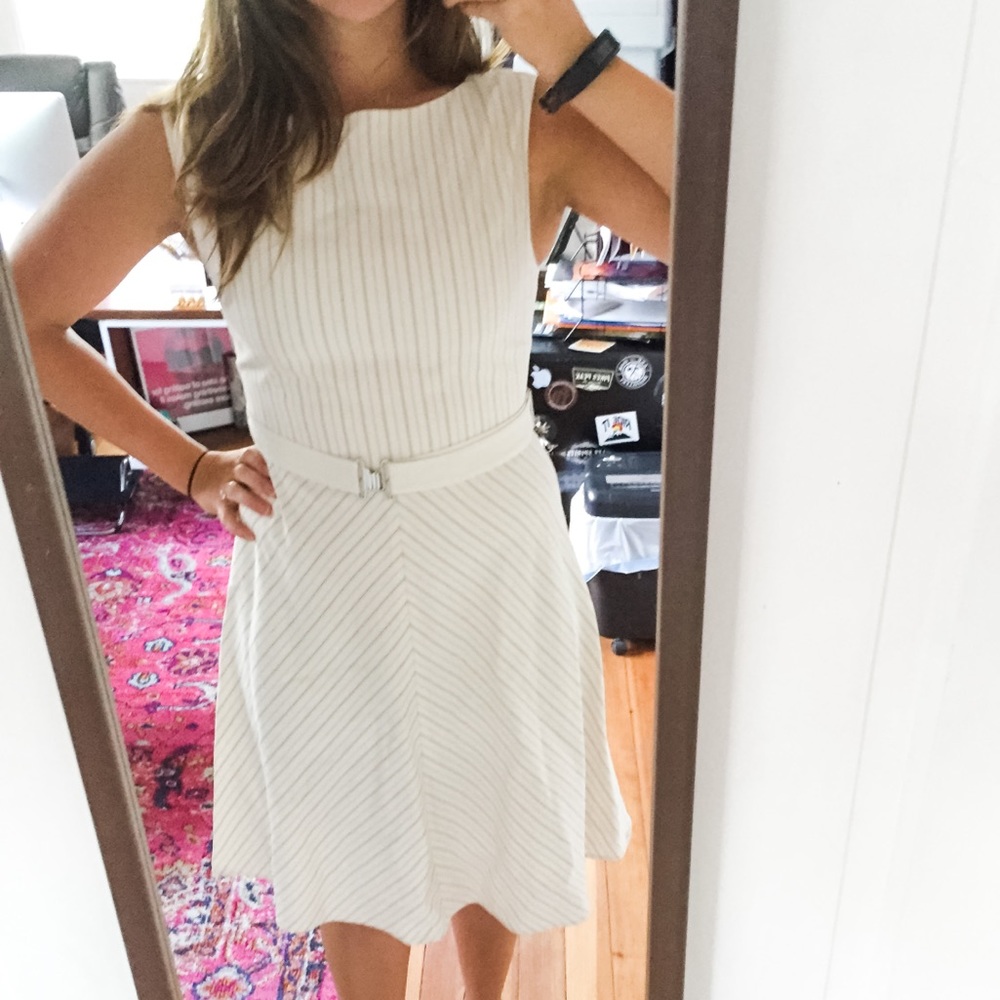 THEORY cream dress w/gray stripes, size 6. New With Tags